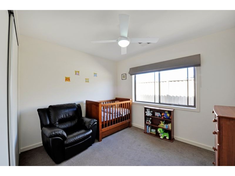 17 Kerang Avenue, Kialla VIC 3631