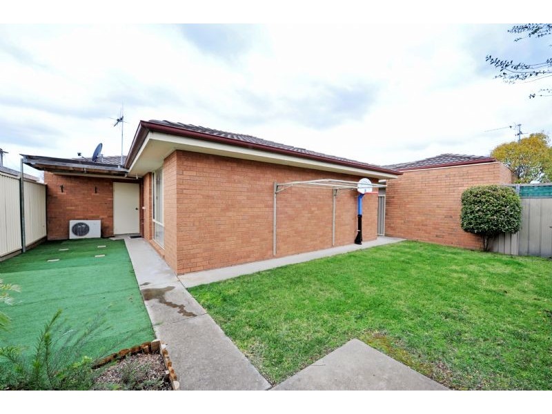 8 Fair Street, Shepparton VIC 3630