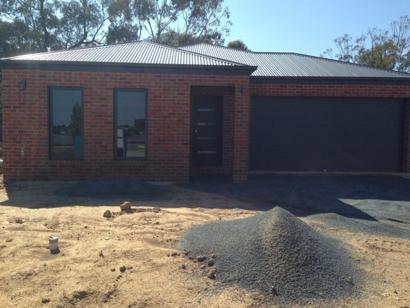 13 Lake View Place, Mooroopna VIC 3629