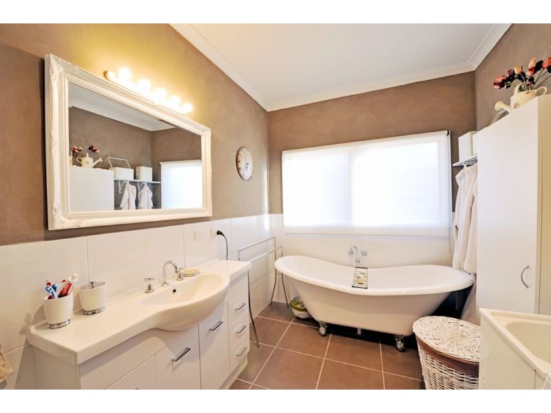 39 Hare Street, Shepparton VIC 3630