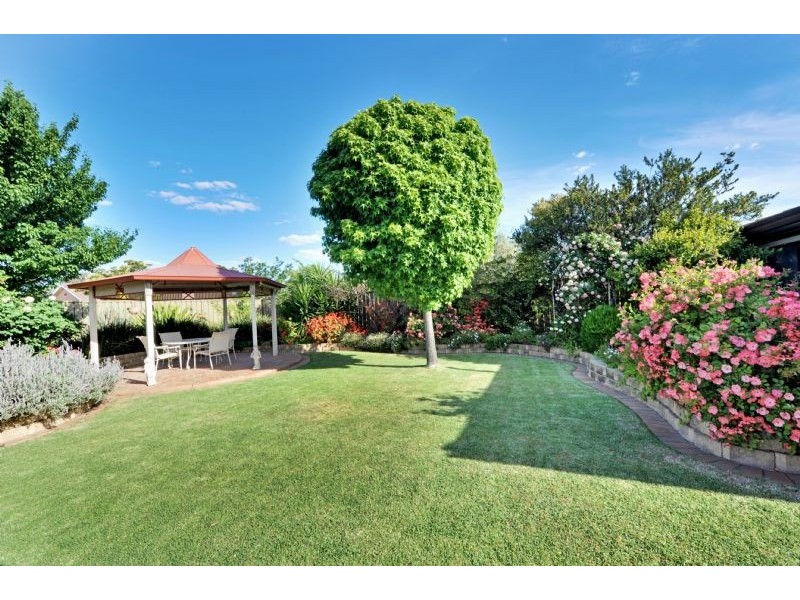 8-10 Buckworth Street, Kialla VIC 3631