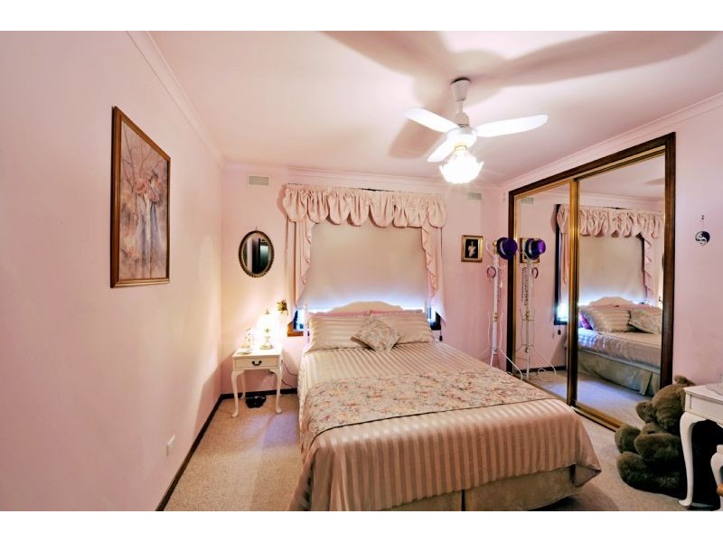 8-10 Buckworth Street, Kialla VIC 3631