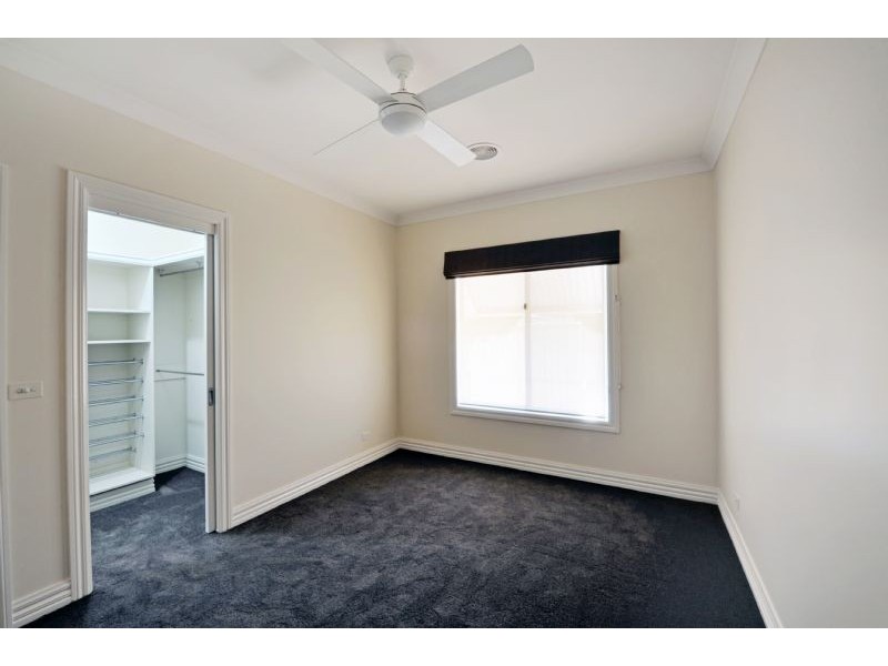 3 Grampians Parade, Shepparton North VIC 3631