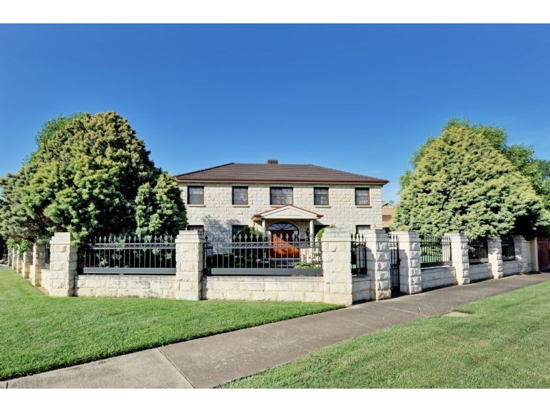 2 Craigmuir Drive, Mooroopna VIC 3629