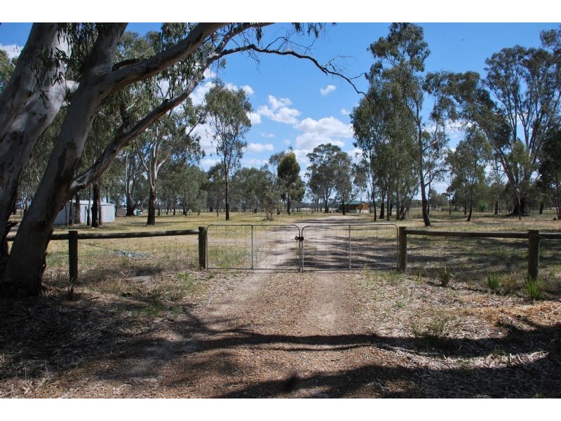 132 Arcadia Two Chain Road, Arcadia VIC 3631