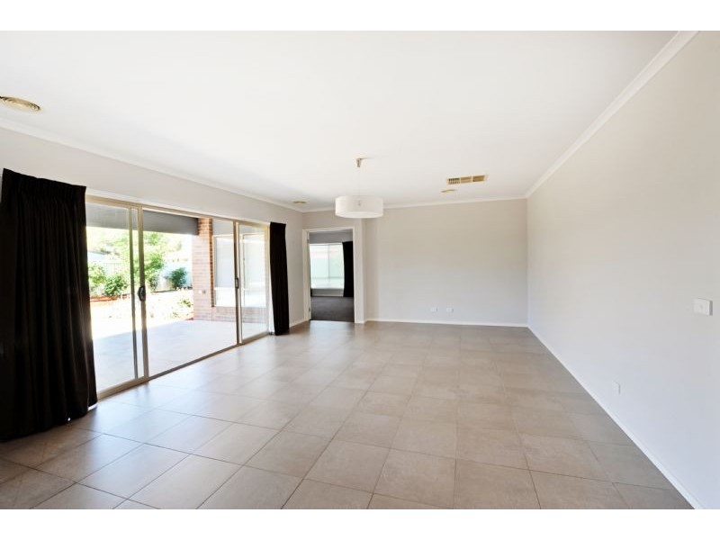 222 Waranga Drive, Kialla VIC 3631