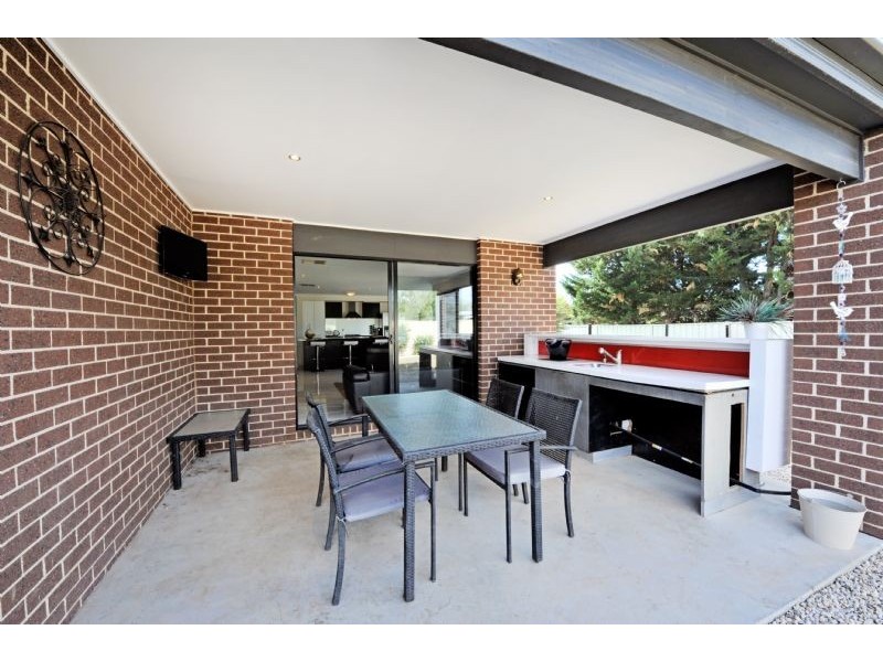 3 Settlers Drive, Kialla VIC 3631