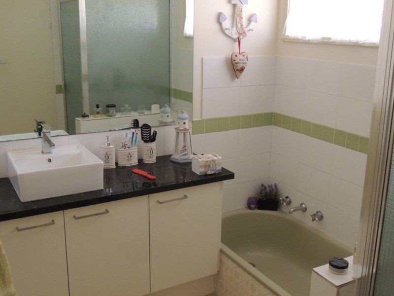 9 Sarsfield Street, Shepparton VIC 3630