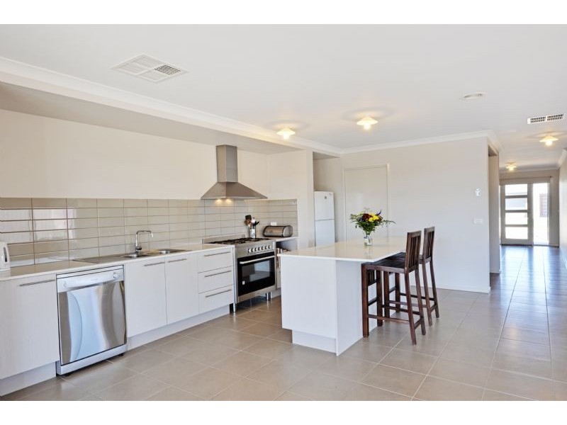 2 Bargo Court, Shepparton North VIC 3631