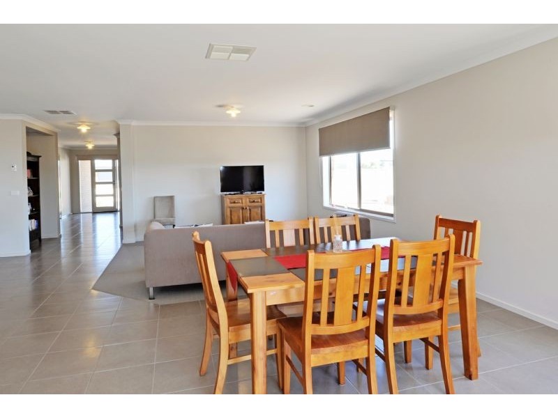 2 Bargo Court, Shepparton North VIC 3631