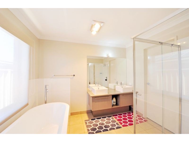 2 Bargo Court, Shepparton North VIC 3631