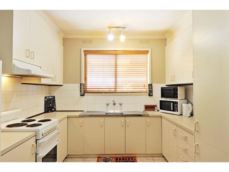 94 Hall Street, Mooroopna VIC 3629