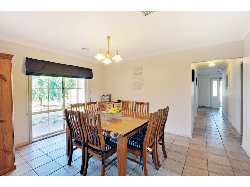 6 Mokoan Avenue, Kialla VIC 3631