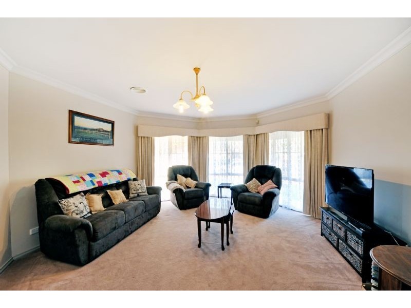 6 Mokoan Avenue, Kialla VIC 3631