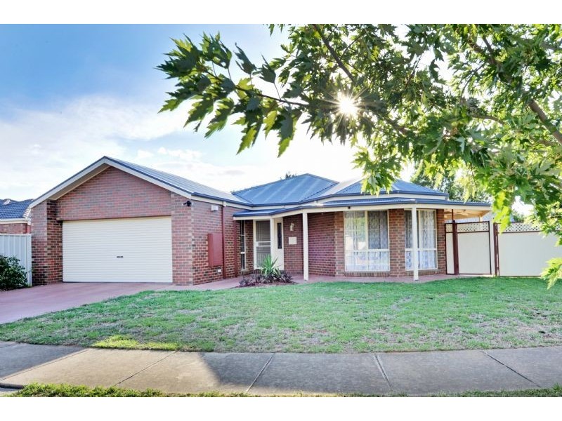 6 Mokoan Avenue, Kialla VIC 3631