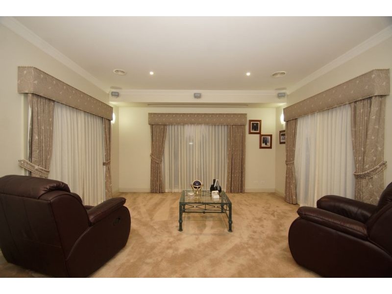 26 – 28 Trinity Drive, Shepparton North VIC 3631