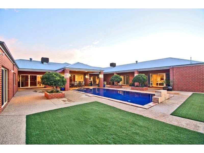 26 – 28 Trinity Drive, Shepparton North VIC 3631