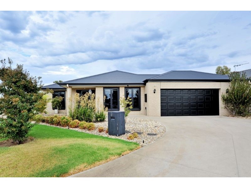 2 Yambuk Place, Kialla VIC 3631