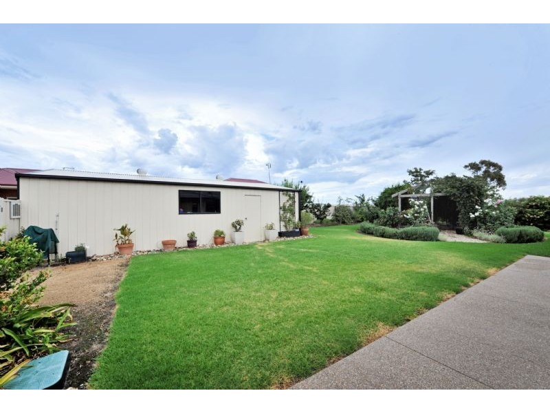 2 Yambuk Place, Kialla VIC 3631