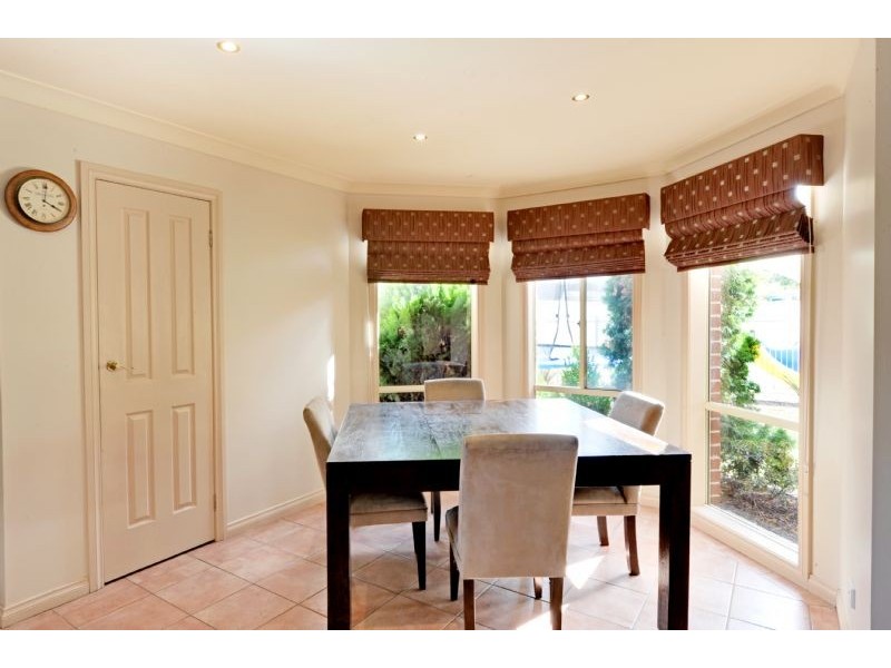 6 Woodburn Place, Shepparton VIC 3630