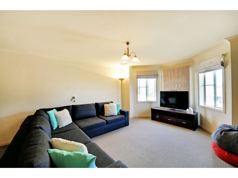 6 Woodburn Place, Shepparton VIC 3630