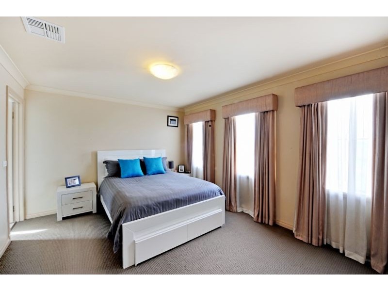 6 Woodburn Place, Shepparton VIC 3630