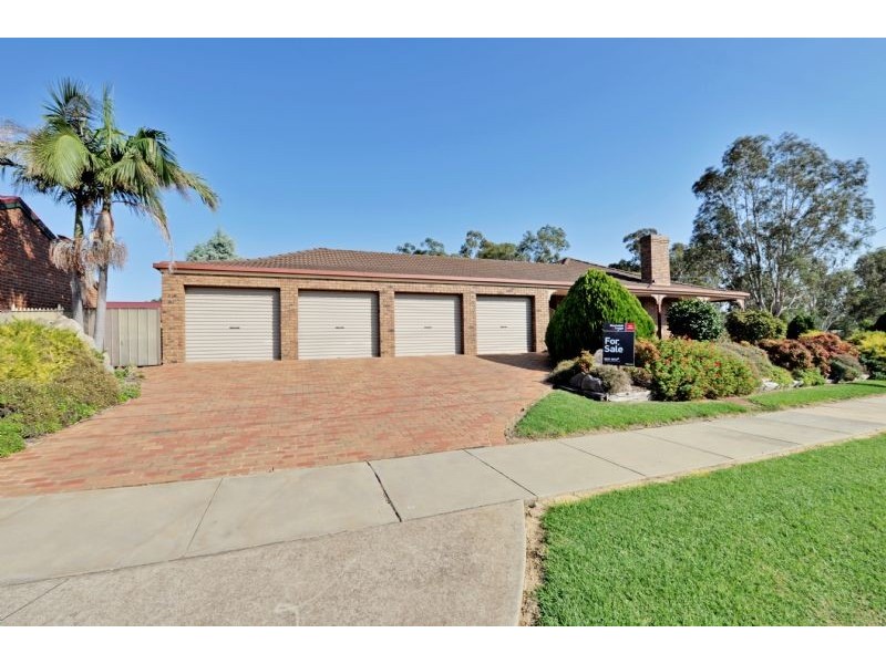 8 Gordon Drive, Kialla VIC 3631
