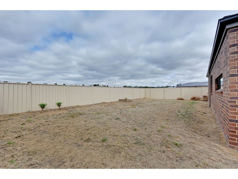 22 Cimmaron Way, Kialla VIC 3631