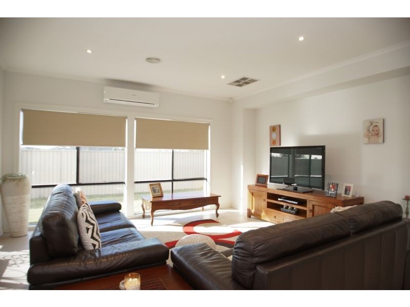 239 Waranga Drive, Kialla VIC 3631