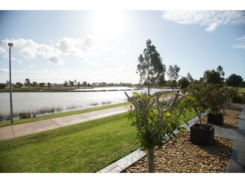 239 Waranga Drive, Kialla VIC 3631