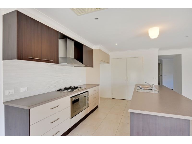 2 Yellowgum Drive, Kialla VIC 3631