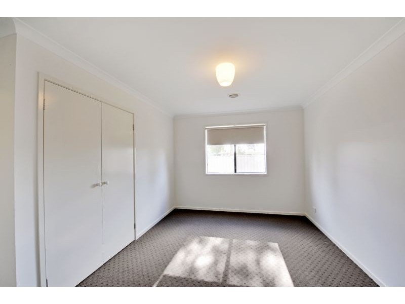 2 Yellowgum Drive, Kialla VIC 3631