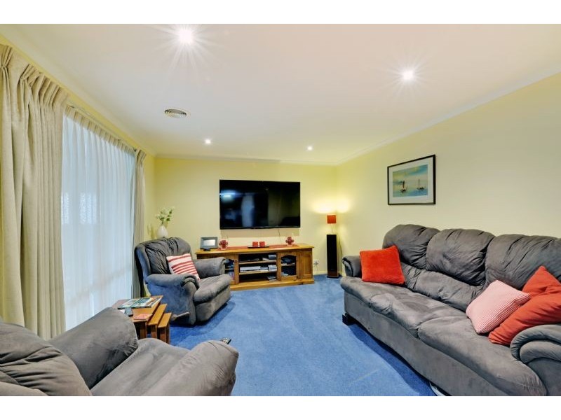 6 Holstein Court, Shepparton VIC 3630