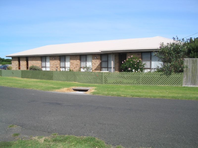 9 Mills Crescent, Port Fairy VIC 3284