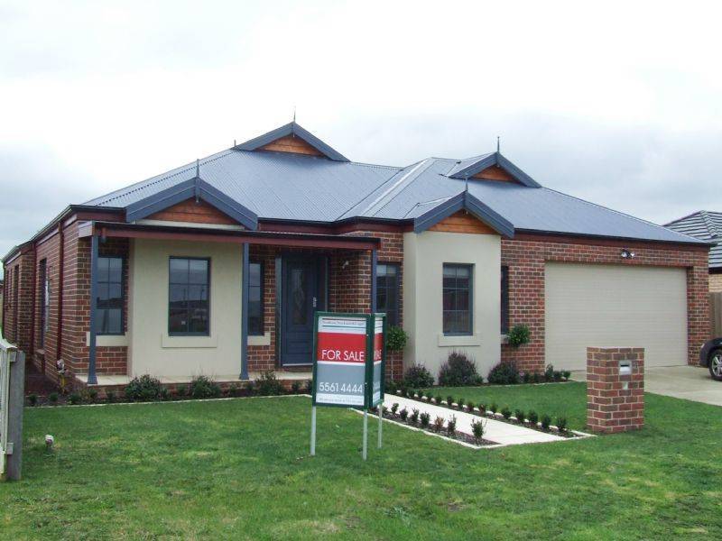 21 Hallam Drive, Warrnambool VIC 3280