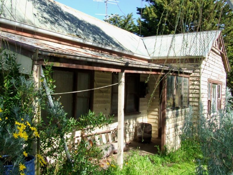 239 Connewarren Lane, Mortlake VIC 3272