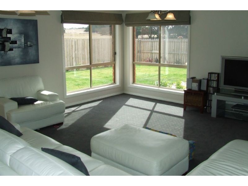 24 Sharpe Avenue, Warrnambool VIC 3280
