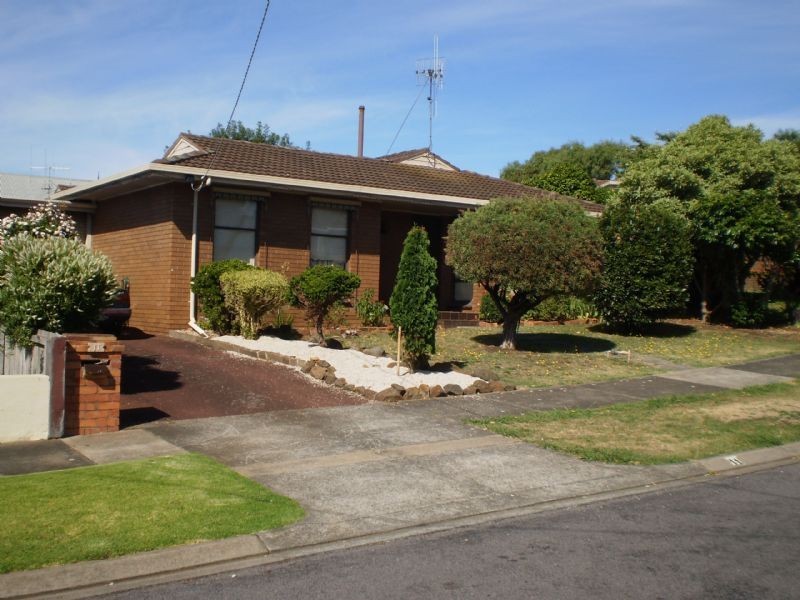 11 Shirley Grove, Warrnambool VIC 3280