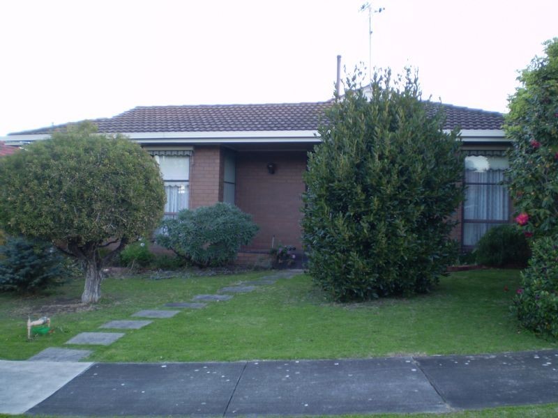 11 Shirley Grove, Warrnambool VIC 3280