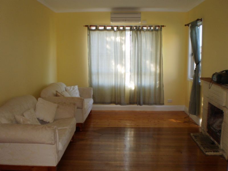 38 McKinnons Bridge Road, Noorat VIC 3265