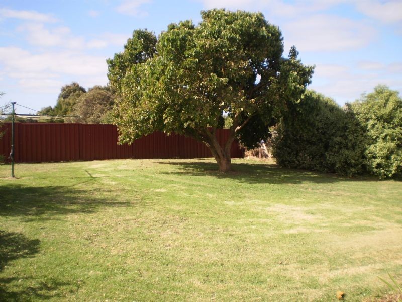 16 Ziegler Parade, Allansford VIC 3277