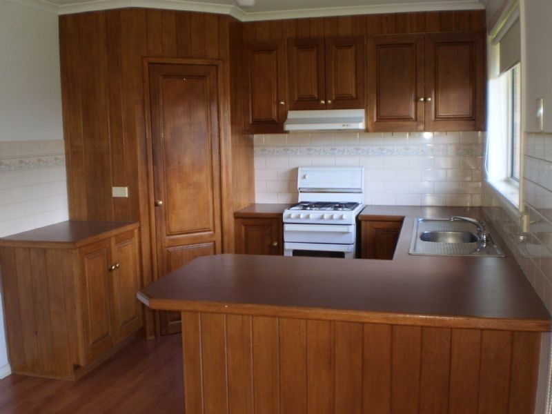 2 Caroville Drive, Warrnambool VIC 3280