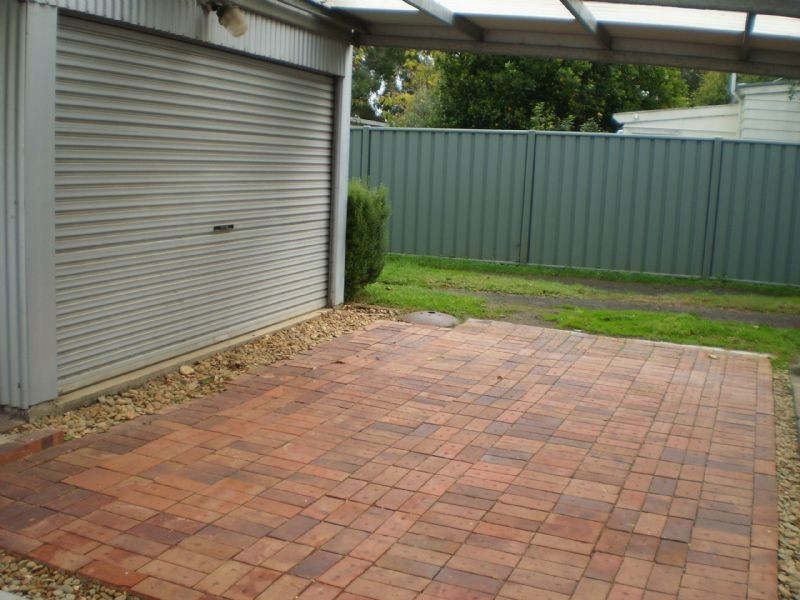 106 Commercial Road, Koroit VIC 3282