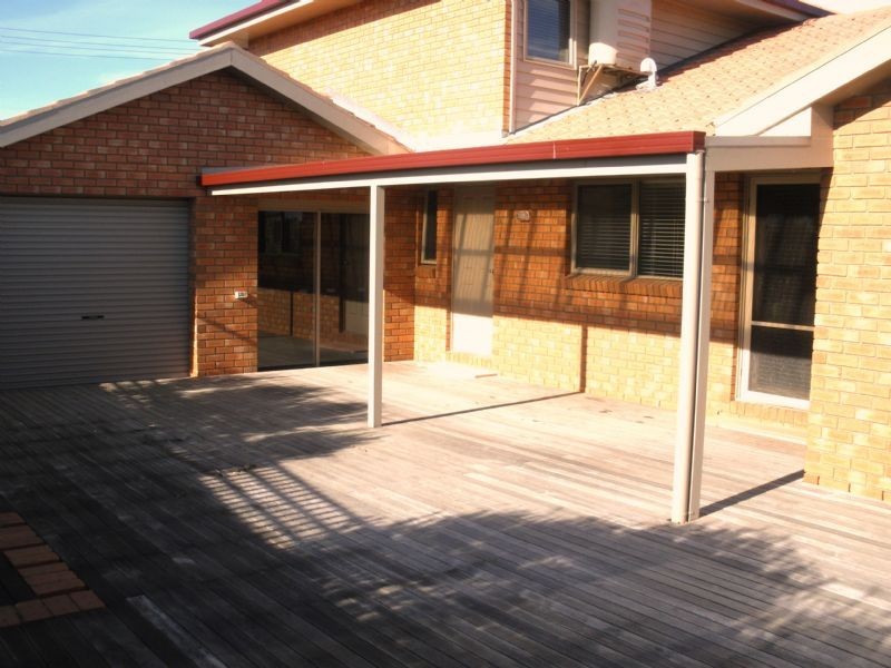 16 Anna Catherine Drive, Port Fairy VIC 3284