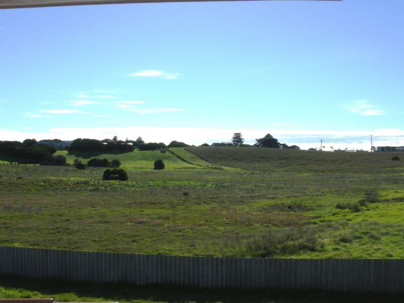 16 Anna Catherine Drive, Port Fairy VIC 3284