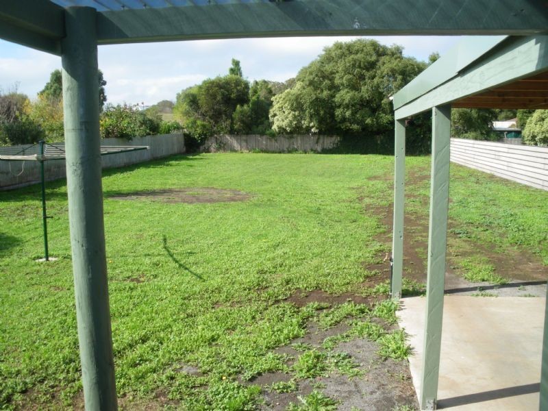 16 Commercial Place, Koroit VIC 3282