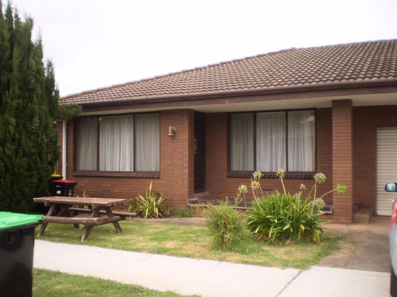 2/111 Princess Highway, Port Fairy VIC 3284