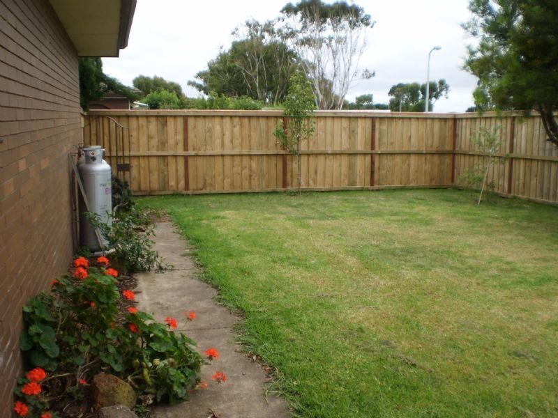2/111 Princess Highway, Port Fairy VIC 3284