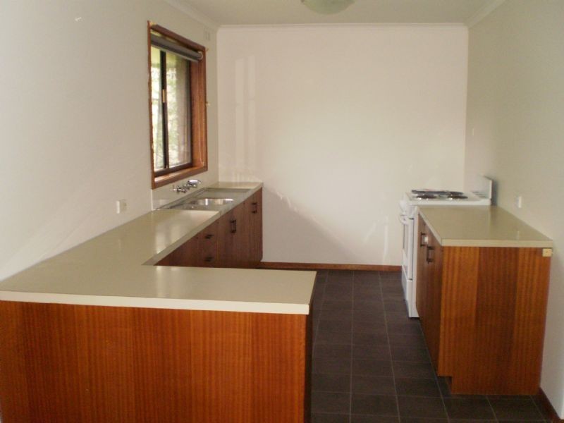 1/2 Wallace Avenue, Warrnambool VIC 3280