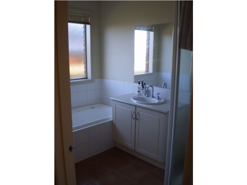 5 Adriana Crescent, Dennington VIC 3280